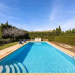 Del La Vilar Villa *